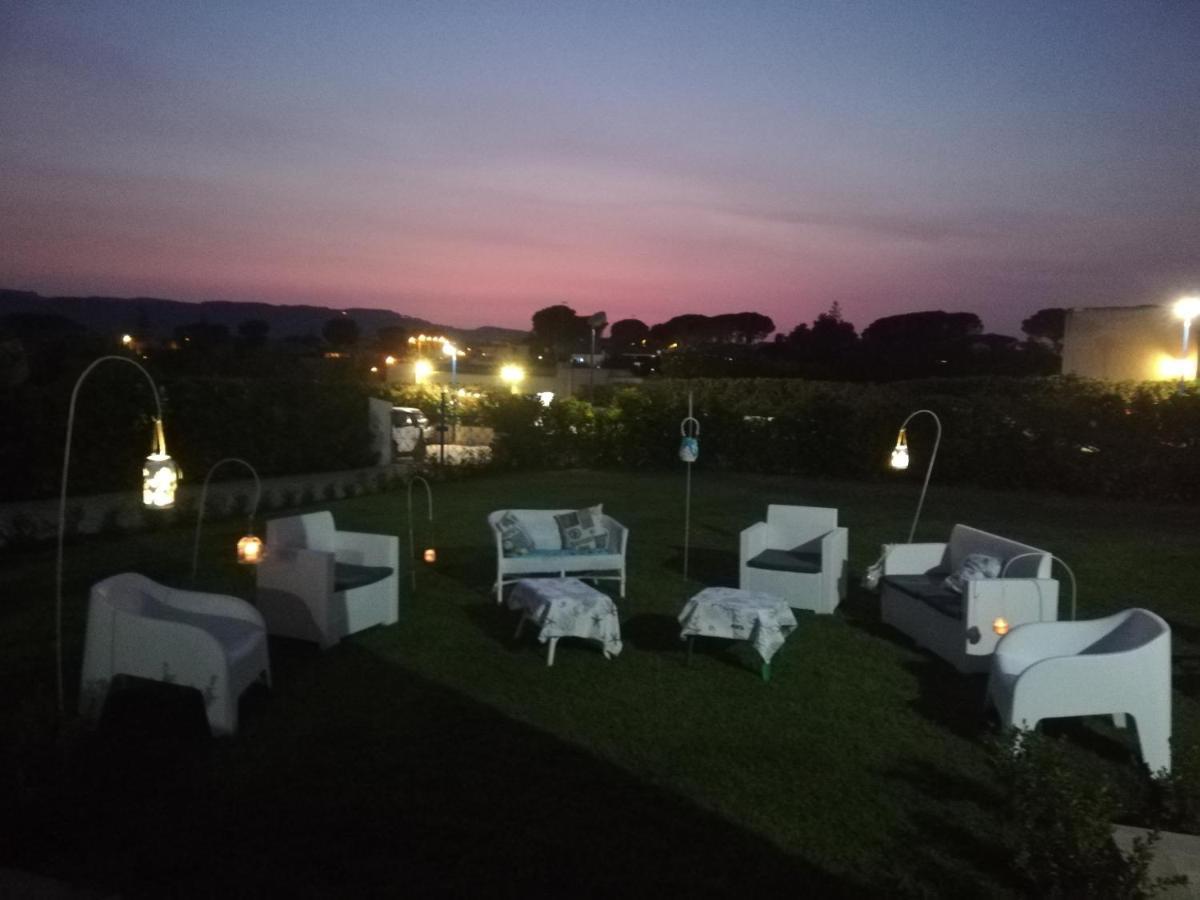 Villa Le Stelle Di Orione à Fontane Bianche Extérieur photo