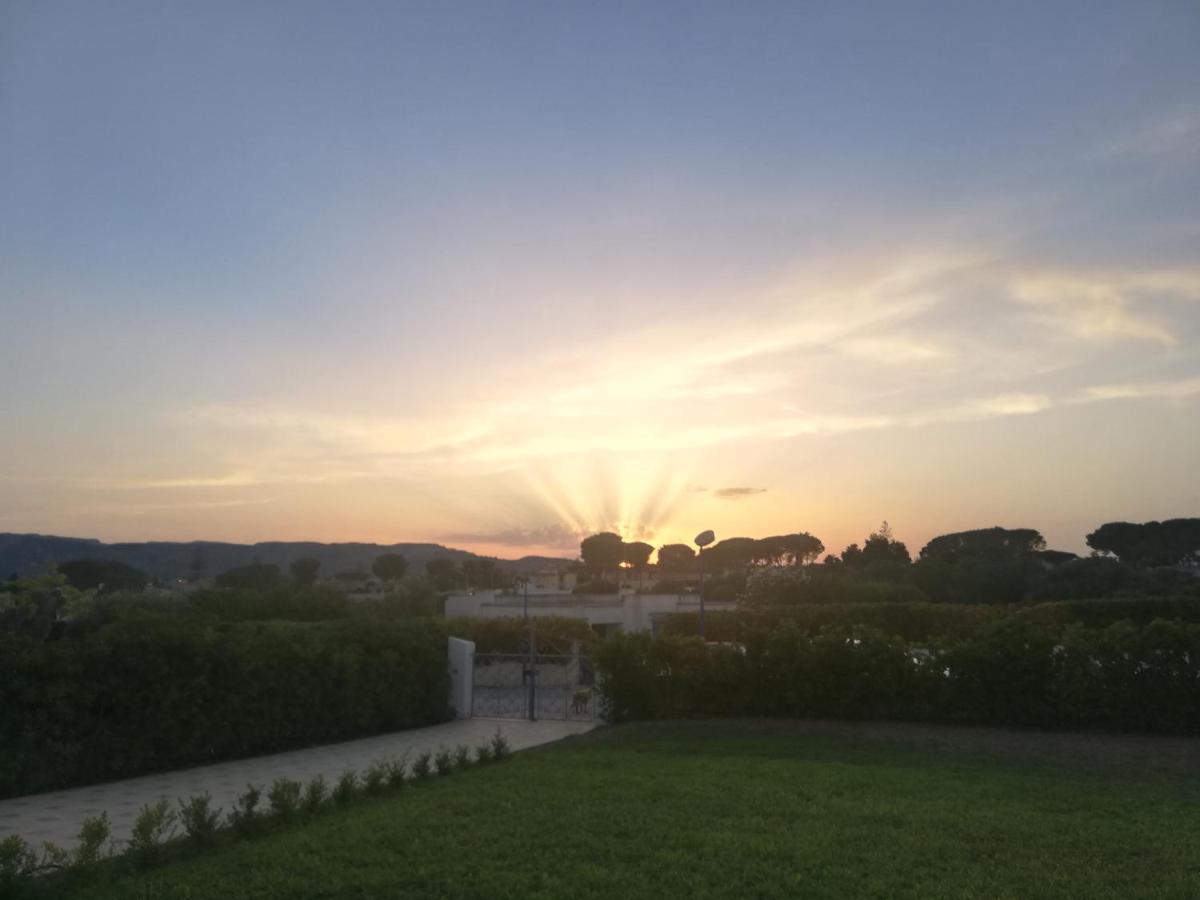 Villa Le Stelle Di Orione à Fontane Bianche Extérieur photo